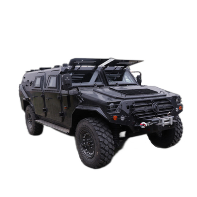 Corpo de carro à prova de balas Veículo militar off-road personalizado Veículo de assalto para 6 homens 4x4