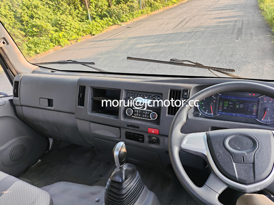 Personalização 15Ton New Energy Truck Elétrico Chassis Direito Direito 4EMT Forte Potência 200kw Drive Motor