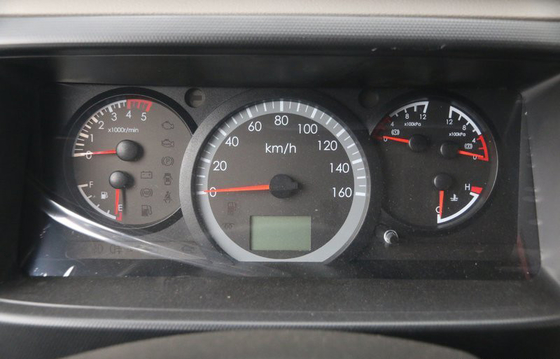 Motor leve Van Lorry do Euro 6 YUCHAI do Euro 2 da largura 1730mm do táxi do caminhão GVW 3.5T-4.5T da carga