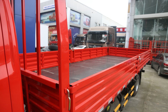 Poder do motor do motor 140KW do caminhão YUCHAI da carga da luz da placa da coluna do chinês GVW 18T