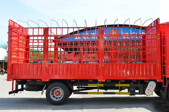 Fileira de DongFeng D9K 4x2 do caminhão de Delivery Cargo Transport da cerca única