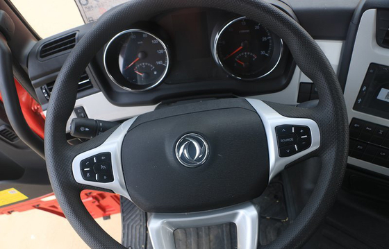 Caminhão diesel 560hp Max Torque do trator de Dongfeng 2650N.m para transportar bens