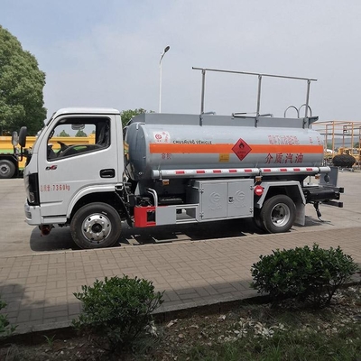 Caminhão do transporte do óleo do querosene de Cbm da roda 4,5 do caminhão de petroleiro 4x2 do combustível diesel da gasolina