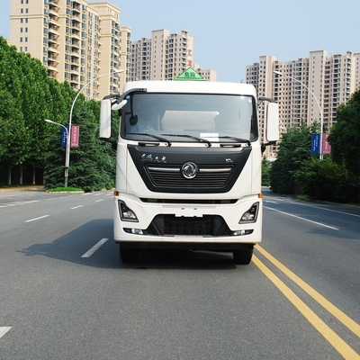 O transporte do carro do motor diesel de DONGFENG transporta 8x4 27 cbm 400 HP GVW 32000KG