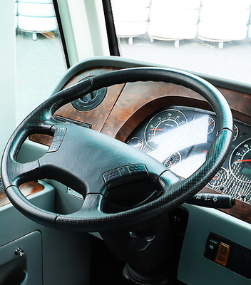 Camioneta expresso 7.5m 130hp dos estudantes dos assentos do ônibus 33 - 41 do passageiro das crianças do Euro V